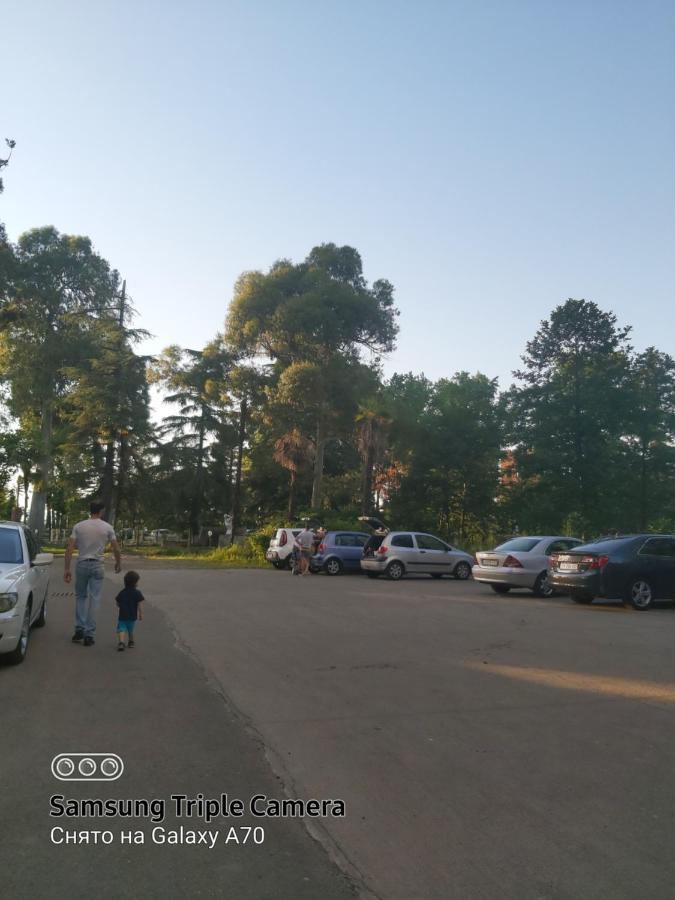 Квартира У Моря С Двумя Балконами Batumi Exterior photo